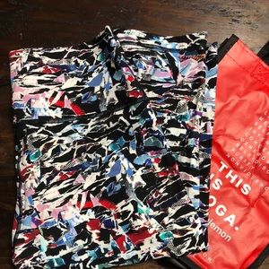 ✨ Lulu High Rise Crop Leggings ✨